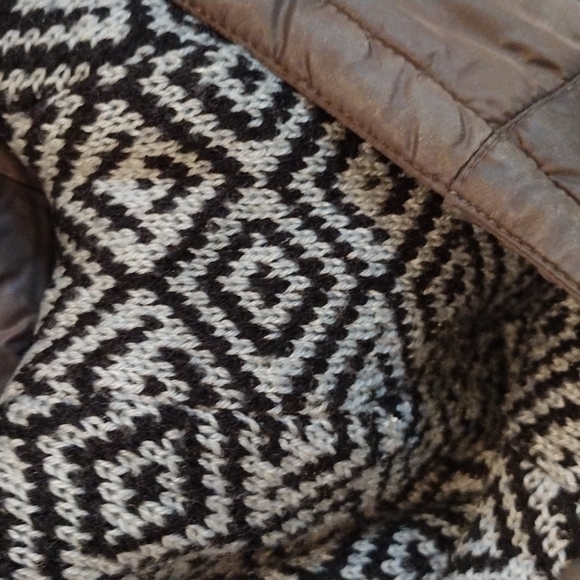 Designer Mayoral Kids Coat With Sweater lined Hood - Picture 6 of 11